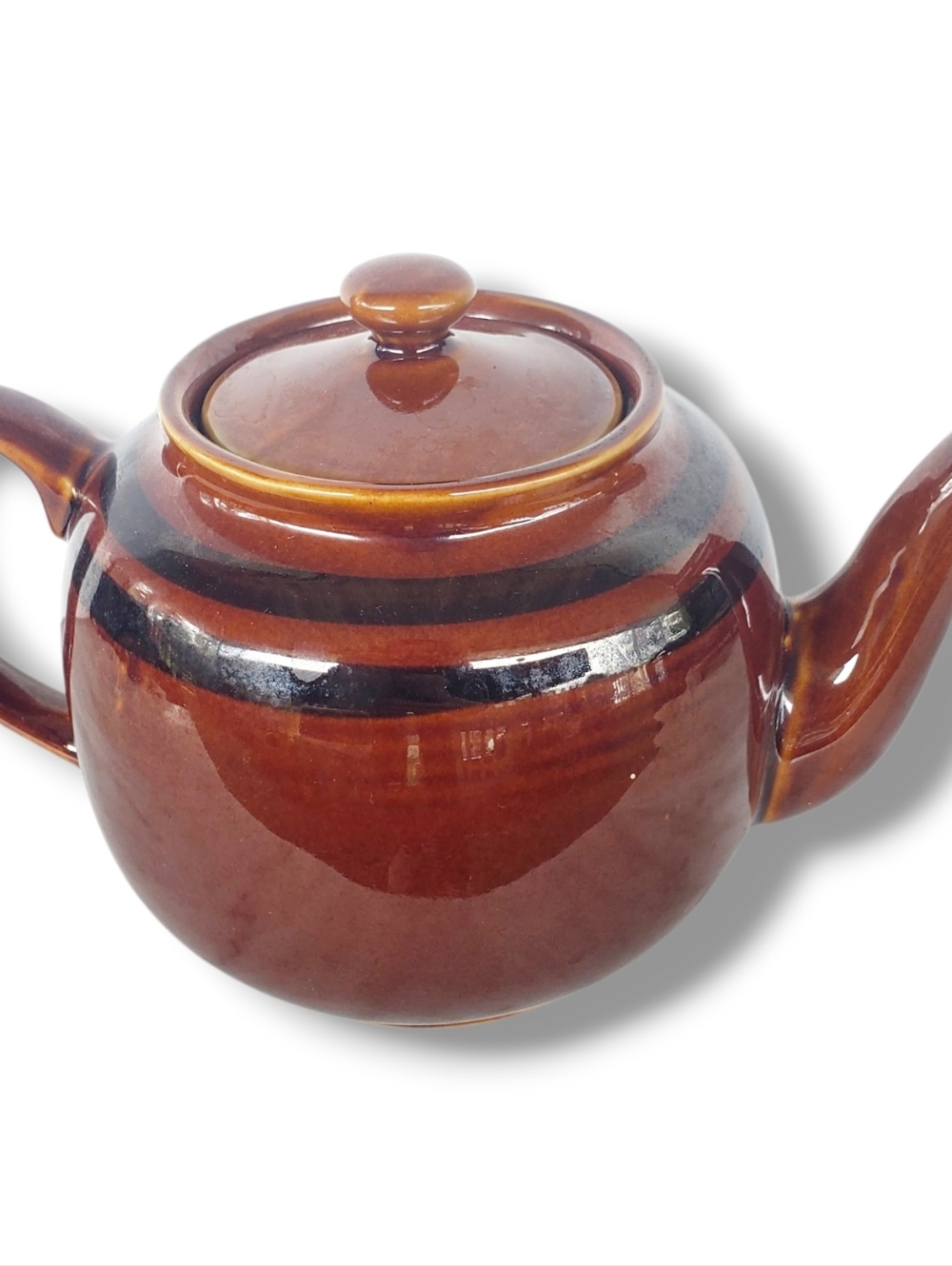 VINTAGE SSDLER TEAPOT LITTLE BROWN TEAPOT WITH BROWN BANDS 4.75" TALL JAPAN
